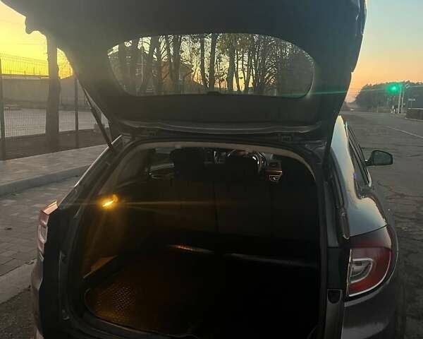 Серый Рено Меган, объемом двигателя 1.46 л и пробегом 274 тыс. км за 7100 $, фото 38 на Automoto.ua