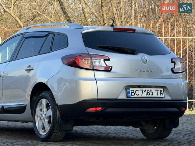 Серый Рено Меган, объемом двигателя 1.46 л и пробегом 180 тыс. км за 6750 $, фото 30 на Automoto.ua