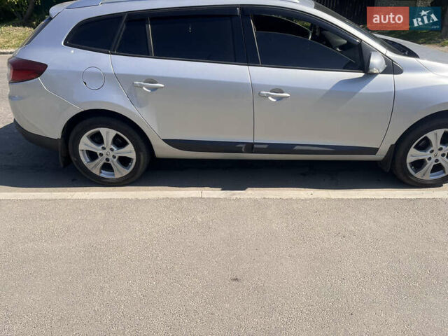 Серый Рено Меган, объемом двигателя 1.5 л и пробегом 340 тыс. км за 6500 $, фото 4 на Automoto.ua