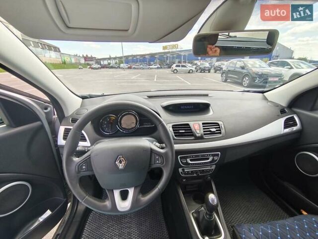 Серый Рено Меган, объемом двигателя 1.46 л и пробегом 298 тыс. км за 6350 $, фото 12 на Automoto.ua