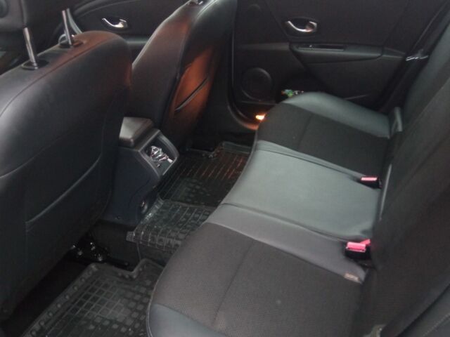 Серый Рено Меган, объемом двигателя 1.5 л и пробегом 260 тыс. км за 6600 $, фото 6 на Automoto.ua