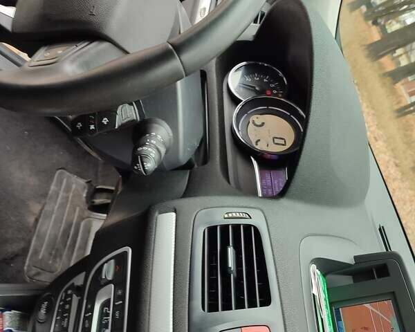 Серый Рено Меган, объемом двигателя 1.4 л и пробегом 250 тыс. км за 7500 $, фото 178 на Automoto.ua