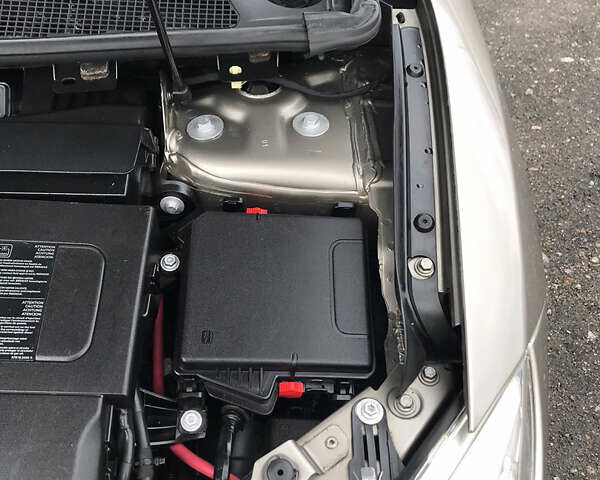 Сірий Рено Меган, об'ємом двигуна 1.46 л та пробігом 251 тис. км за 7300 $, фото 16 на Automoto.ua