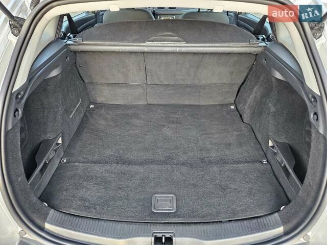 Серый Рено Меган, объемом двигателя 1.6 л и пробегом 195 тыс. км за 7850 $, фото 55 на Automoto.ua