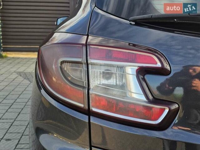 Серый Рено Меган, объемом двигателя 1.46 л и пробегом 257 тыс. км за 5150 $, фото 69 на Automoto.ua