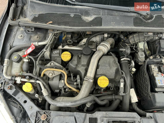 Серый Рено Меган, объемом двигателя 1.46 л и пробегом 285 тыс. км за 5700 $, фото 31 на Automoto.ua