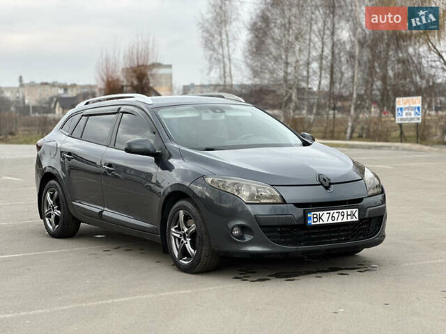Сірий Рено Меган, об'ємом двигуна 1.46 л та пробігом 315 тис. км за 6700 $, фото 7 на Automoto.ua