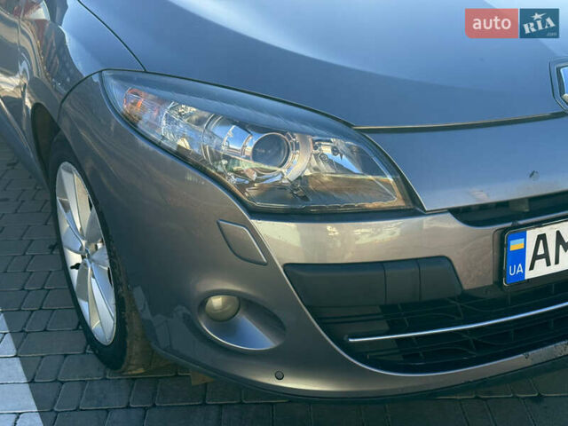 Серый Рено Меган, объемом двигателя 2 л и пробегом 245 тыс. км за 7900 $, фото 10 на Automoto.ua