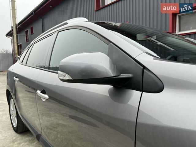 Серый Рено Меган, объемом двигателя 1.6 л и пробегом 182 тыс. км за 7800 $, фото 35 на Automoto.ua
