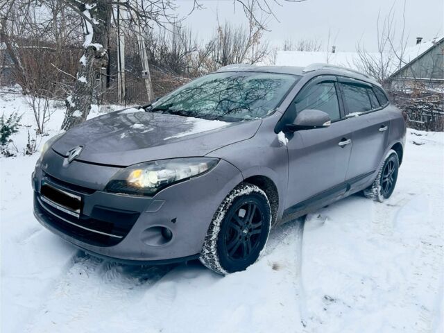 Серый Рено Меган, объемом двигателя 1.5 л и пробегом 199 тыс. км за 6999 $, фото 1 на Automoto.ua