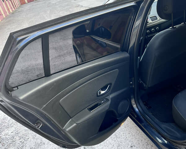 Серый Рено Меган, объемом двигателя 1.46 л и пробегом 325 тыс. км за 6400 $, фото 17 на Automoto.ua