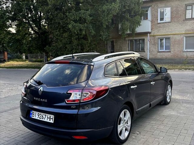 Серый Рено Меган, объемом двигателя 1.5 л и пробегом 280 тыс. км за 6800 $, фото 3 на Automoto.ua