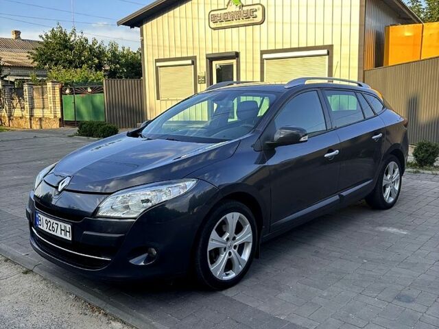 Серый Рено Меган, объемом двигателя 1.5 л и пробегом 280 тыс. км за 6800 $, фото 1 на Automoto.ua