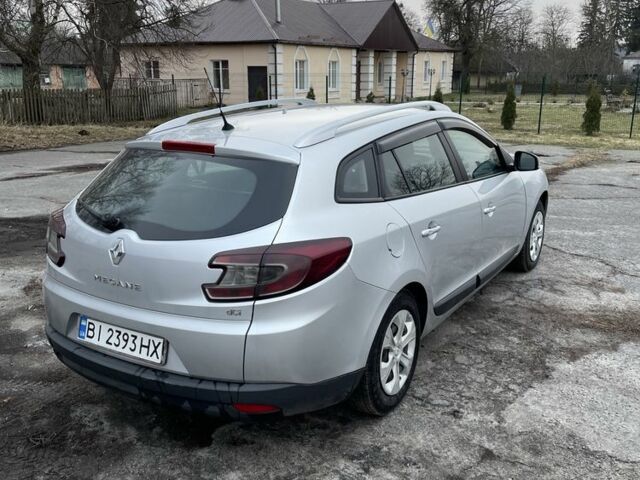 Серый Рено Меган, объемом двигателя 1.5 л и пробегом 345 тыс. км за 6300 $, фото 4 на Automoto.ua