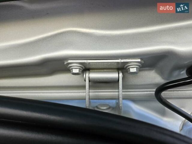 Серый Рено Меган, объемом двигателя 1.6 л и пробегом 195 тыс. км за 7850 $, фото 53 на Automoto.ua