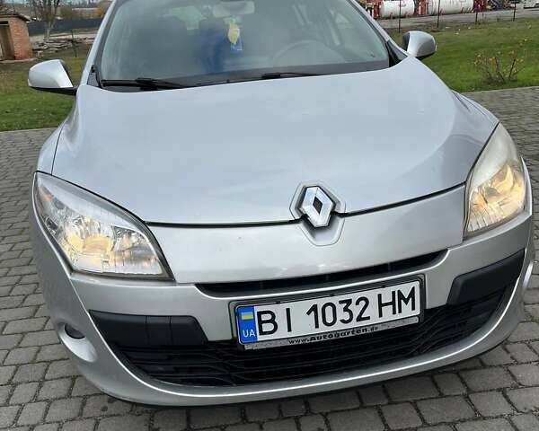 Сірий Рено Меган, об'ємом двигуна 1.87 л та пробігом 267 тис. км за 6900 $, фото 4 на Automoto.ua