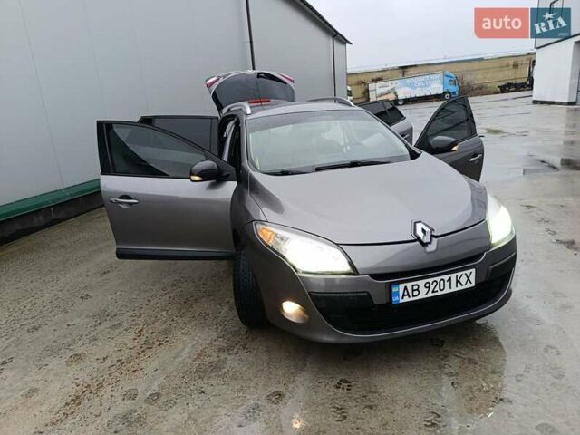 Сірий Рено Меган, об'ємом двигуна 1.5 л та пробігом 310 тис. км за 6800 $, фото 17 на Automoto.ua