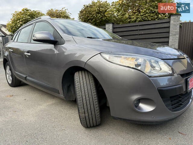 Сірий Рено Меган, об'ємом двигуна 2 л та пробігом 213 тис. км за 8100 $, фото 3 на Automoto.ua