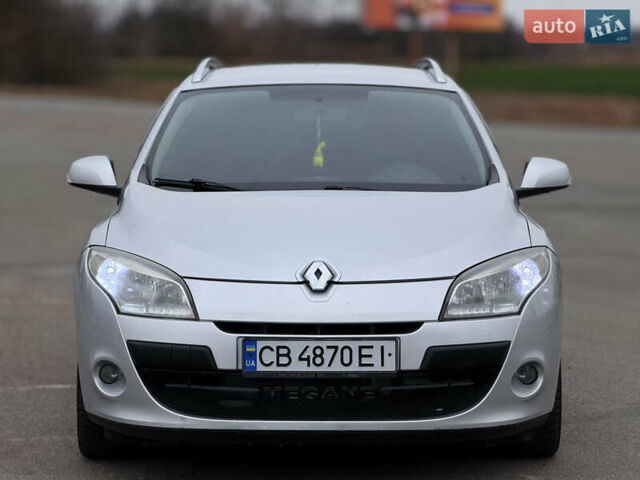 Серый Рено Меган, объемом двигателя 1.9 л и пробегом 286 тыс. км за 5650 $, фото 2 на Automoto.ua