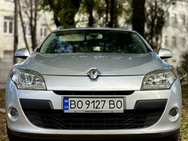 Серый Рено Меган, объемом двигателя 1.5 л и пробегом 280 тыс. км за 6800 $, фото 3 на Automoto.ua
