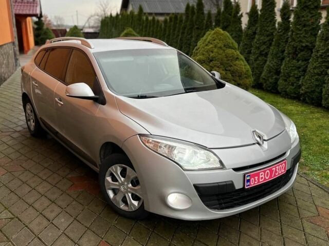 Серый Рено Меган, объемом двигателя 1.5 л и пробегом 263 тыс. км за 5100 $, фото 4 на Automoto.ua