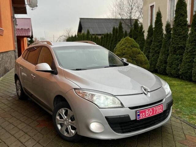 Серый Рено Меган, объемом двигателя 1.5 л и пробегом 263 тыс. км за 5100 $, фото 3 на Automoto.ua