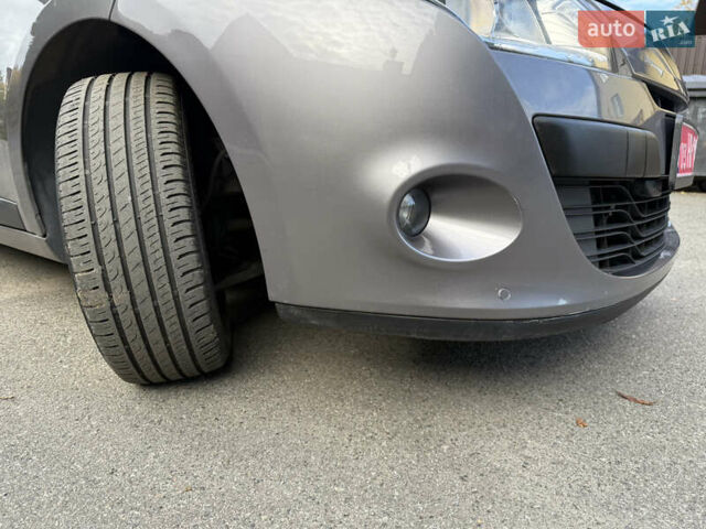 Сірий Рено Меган, об'ємом двигуна 2 л та пробігом 213 тис. км за 8100 $, фото 8 на Automoto.ua