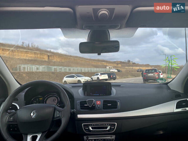 Серый Рено Меган, объемом двигателя 1.46 л и пробегом 242 тыс. км за 7990 $, фото 18 на Automoto.ua