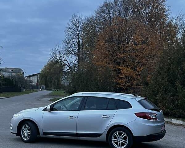 Серый Рено Меган, объемом двигателя 1.6 л и пробегом 215 тыс. км за 7600 $, фото 8 на Automoto.ua