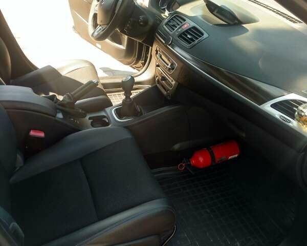 Серый Рено Меган, объемом двигателя 1.46 л и пробегом 266 тыс. км за 6600 $, фото 11 на Automoto.ua