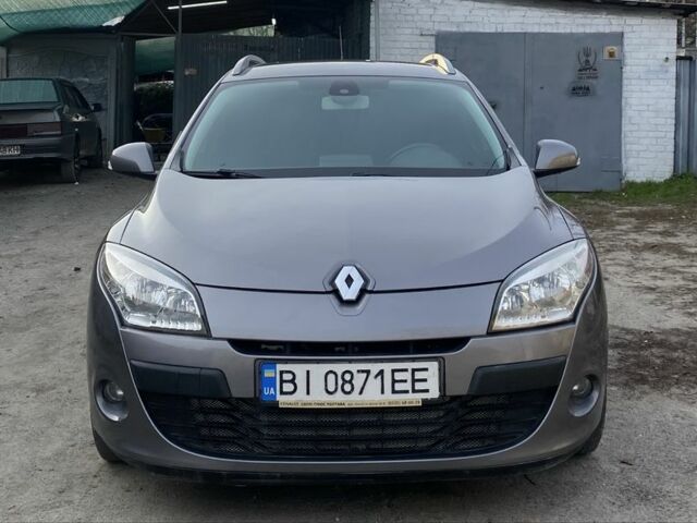 Серый Рено Меган, объемом двигателя 1.5 л и пробегом 320 тыс. км за 7000 $, фото 3 на Automoto.ua
