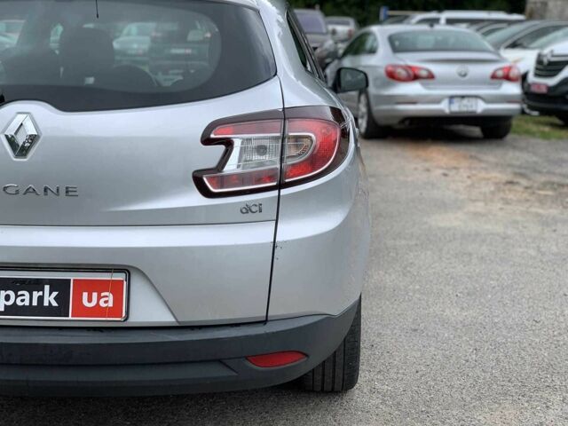 Серый Рено Меган, объемом двигателя 1.5 л и пробегом 273 тыс. км за 6590 $, фото 10 на Automoto.ua