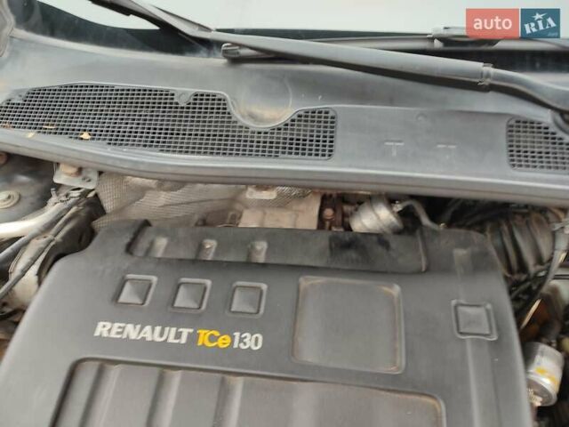 Серый Рено Меган, объемом двигателя 1.4 л и пробегом 250 тыс. км за 7500 $, фото 95 на Automoto.ua