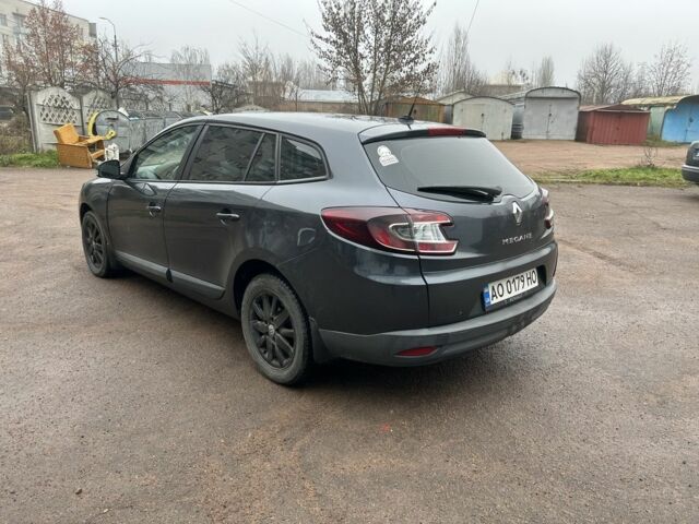 Серый Рено Меган, объемом двигателя 1.5 л и пробегом 285 тыс. км за 5700 $, фото 2 на Automoto.ua