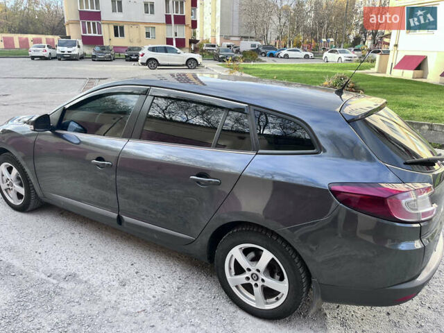 Серый Рено Меган, объемом двигателя 1.46 л и пробегом 325 тыс. км за 6400 $, фото 8 на Automoto.ua