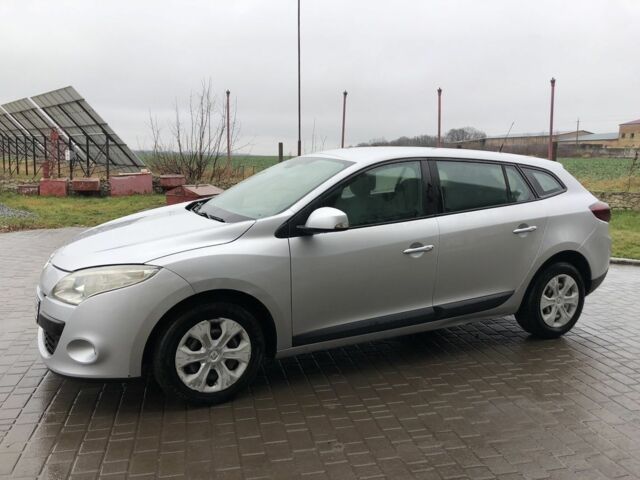 Серый Рено Меган, объемом двигателя 1.5 л и пробегом 260 тыс. км за 5600 $, фото 1 на Automoto.ua