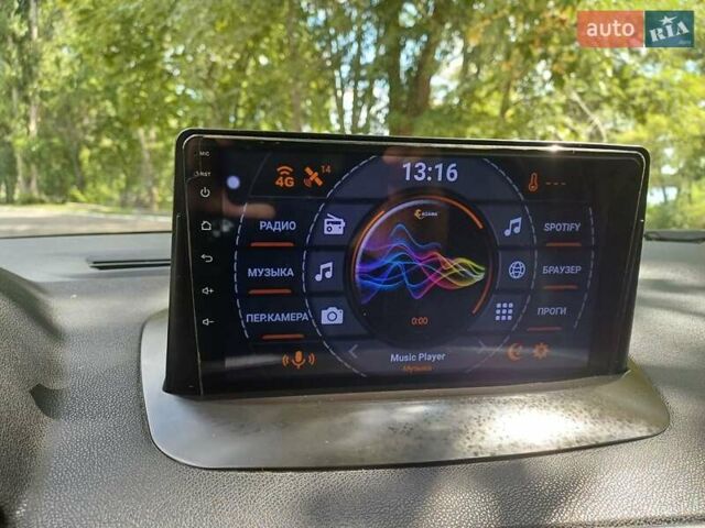 Серый Рено Меган, объемом двигателя 1.5 л и пробегом 273 тыс. км за 7750 $, фото 28 на Automoto.ua