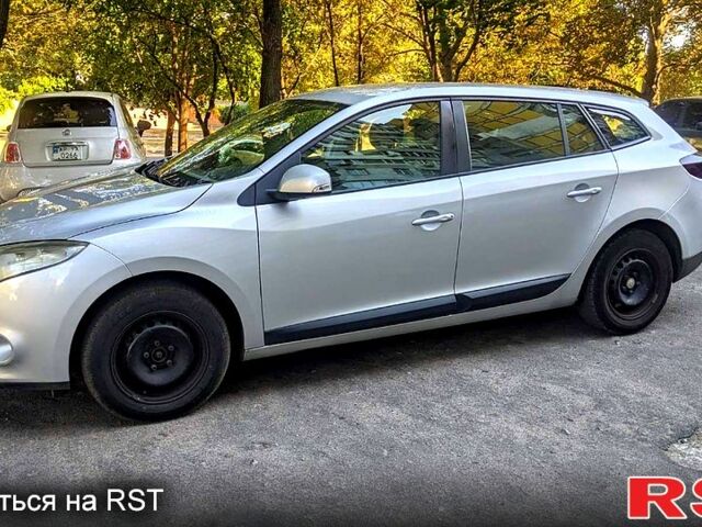 Сірий Рено Меган, об'ємом двигуна 1.5 л та пробігом 247 тис. км за 5999 $, фото 1 на Automoto.ua