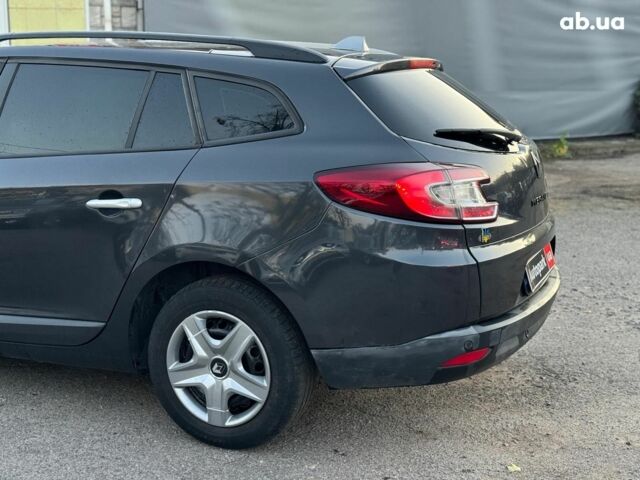 Серый Рено Меган, объемом двигателя 1.9 л и пробегом 297 тыс. км за 7290 $, фото 8 на Automoto.ua