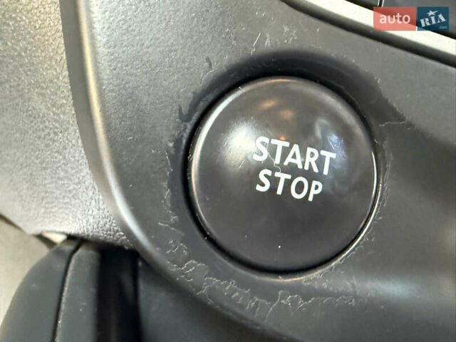 Серый Рено Меган, объемом двигателя 1.46 л и пробегом 180 тыс. км за 6750 $, фото 51 на Automoto.ua