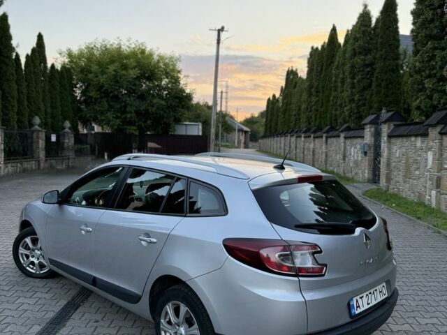 Серый Рено Меган, объемом двигателя 1.5 л и пробегом 310 тыс. км за 6500 $, фото 3 на Automoto.ua