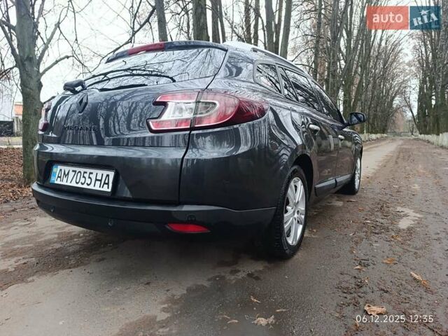 Серый Рено Меган, объемом двигателя 1.46 л и пробегом 370 тыс. км за 6200 $, фото 3 на Automoto.ua