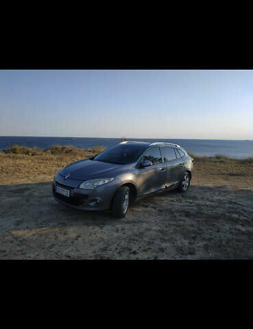 Серый Рено Меган, объемом двигателя 1.46 л и пробегом 293 тыс. км за 7800 $, фото 13 на Automoto.ua