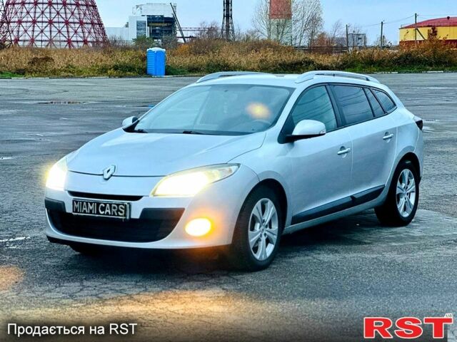 Серый Рено Меган, объемом двигателя 1.5 л и пробегом 345 тыс. км за 6199 $, фото 1 на Automoto.ua