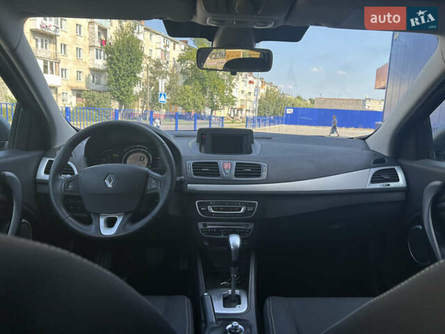 Серый Рено Меган, объемом двигателя 1.5 л и пробегом 267 тыс. км за 7200 $, фото 20 на Automoto.ua