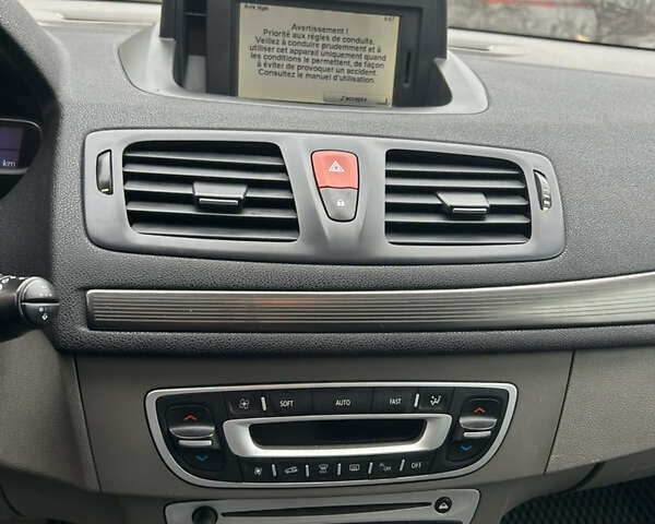 Серый Рено Меган, объемом двигателя 1.46 л и пробегом 285 тыс. км за 5700 $, фото 18 на Automoto.ua