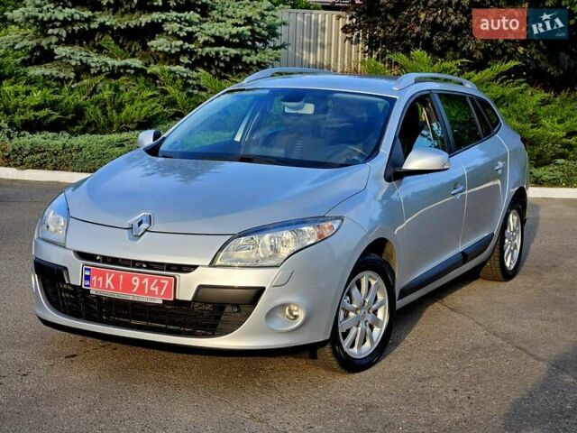 Серый Рено Меган, объемом двигателя 1.6 л и пробегом 195 тыс. км за 7850 $, фото 3 на Automoto.ua