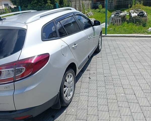 Серый Рено Меган, объемом двигателя 1.46 л и пробегом 268 тыс. км за 7050 $, фото 2 на Automoto.ua