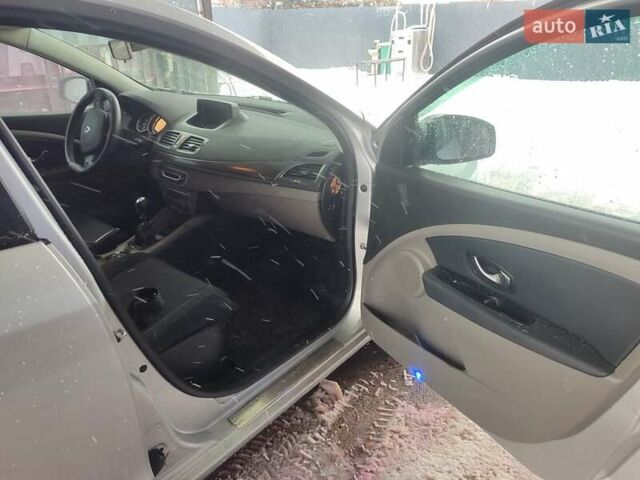 Серый Рено Меган, объемом двигателя 1.5 л и пробегом 259 тыс. км за 5650 $, фото 6 на Automoto.ua