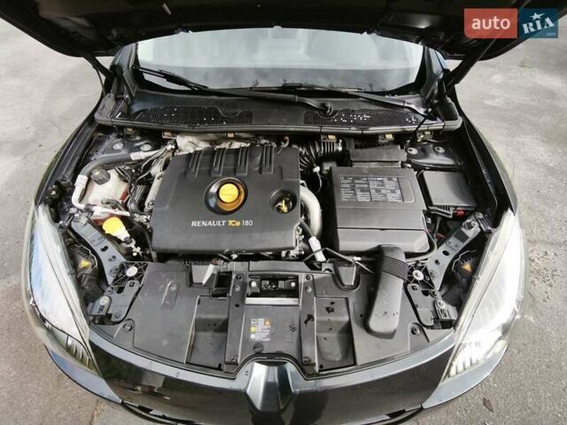 Серый Рено Меган, объемом двигателя 2 л и пробегом 125 тыс. км за 9950 $, фото 28 на Automoto.ua